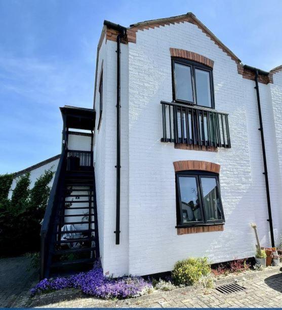 Romeo & Juliet'S With Private Parking Appartement Stratford-upon-Avon Buitenkant foto