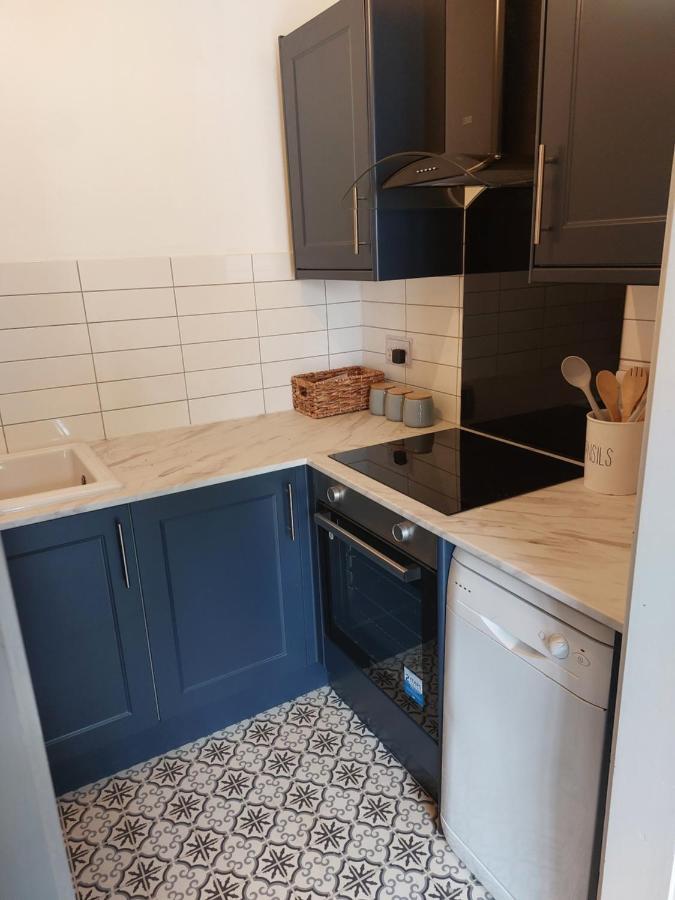 Romeo & Juliet'S With Private Parking Appartement Stratford-upon-Avon Buitenkant foto